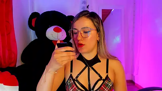 Snapshot of Keyth_clement chatting on 02.06.25 Keyth clement online show from 02.06.25