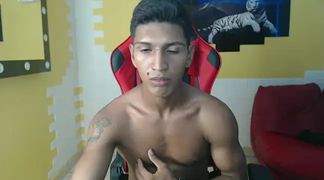 mau elixxx online show from 12.16.24