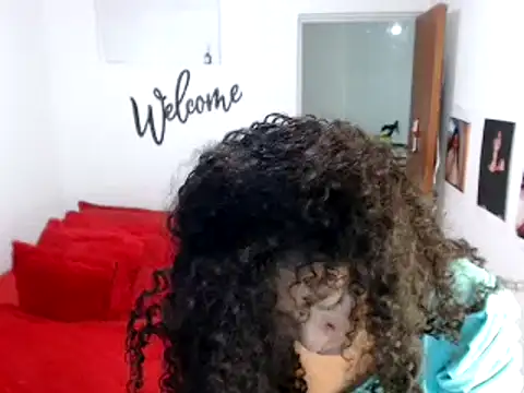 Snapshot of bellacrespalatina chatting on 01.05.25 bellacrespalatina online show from 01.05.25