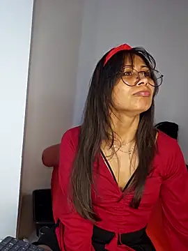 Snapshot of Jade_Zephyra chatting on 02.19.25 Jade Zephyra online show from 02.19.25