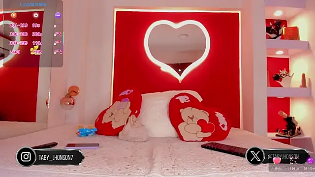 TabyJhonson online show from 10.17.25