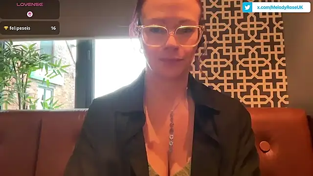 MelodyRoseUk online show from 12.04.25