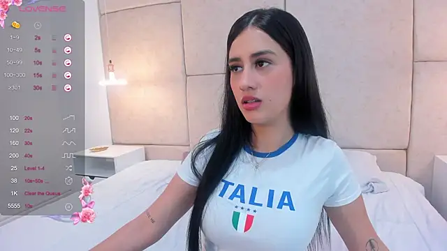 Snapshot of Amiirra_ chatting on 12.03.24 Amiirra online show from 12.03.24