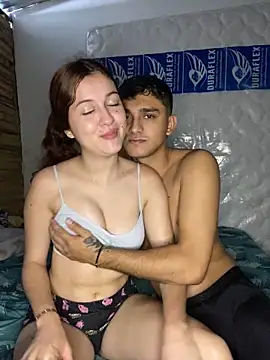 Snapshot of Jonlis01 chatting on 02.01.25 Jonlis01 online show from 02.01.25