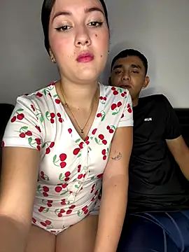 Snapshot of Jonlis01 chatting on 12.16.25 Jonlis01 online show from 12.16.25