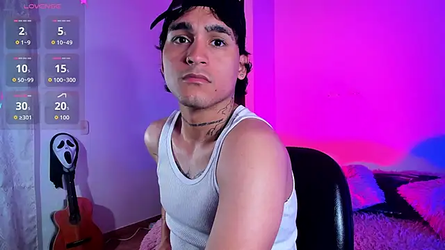 Snapshot of christianwang chatting on 11.04.25 christianwang online show from 11.04.25