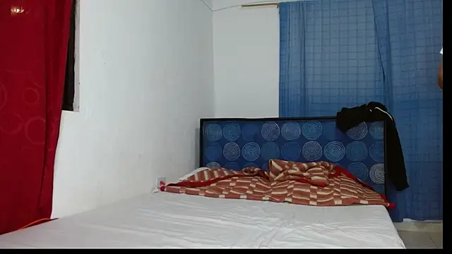 Snapshot of carolanyi chatting on 01.09.26 carolanyi online show from 01.09.26