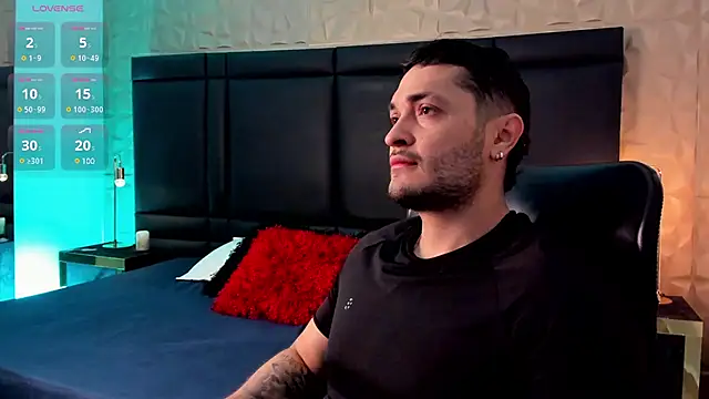 JossAckland online show from 02.22.25