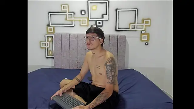 Snapshot of alana_dirty_sex chatting on 10.25.25 alana dirty sex online show from 10.25.25