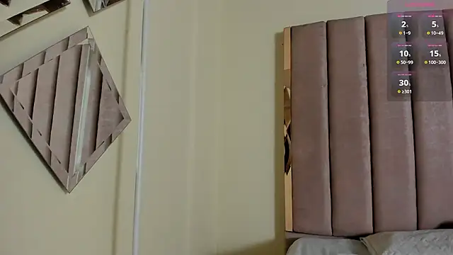 VICTORIA RASH online show from 02.03.26