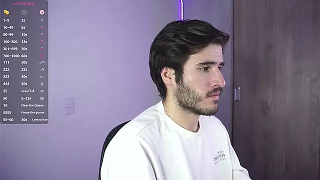 Snapshot of Tony_Wylie chatting on 12.18.24 Tony Wylie online show from 12.18.24