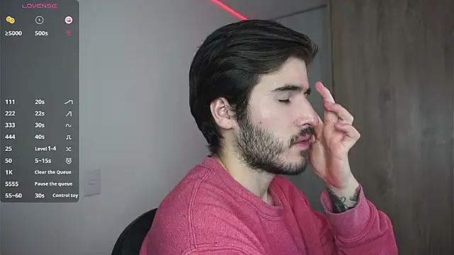 Snapshot of Tony_Wylie chatting on 12.20.24 Tony Wylie online show from 12.20.24