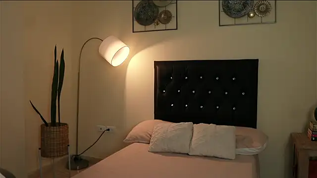 paauly online show from 04.22.26