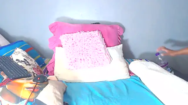 KinkyTall85 online show from 05.22.26