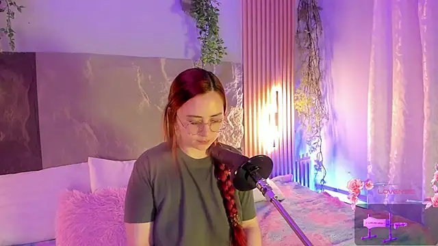 centaurigirl online show from 02.07.26