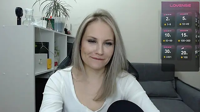 Sunny bunny6 online show from 02.11.25