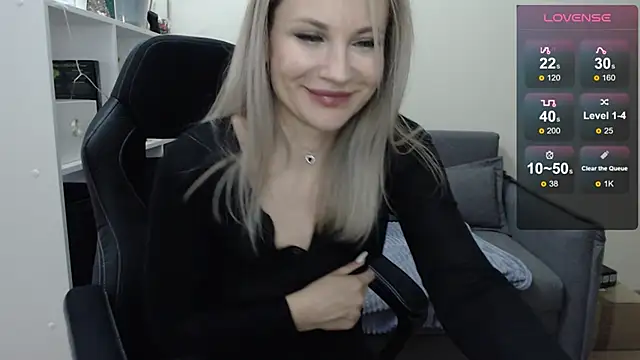 Sunny bunny6 online show from 02.13.25