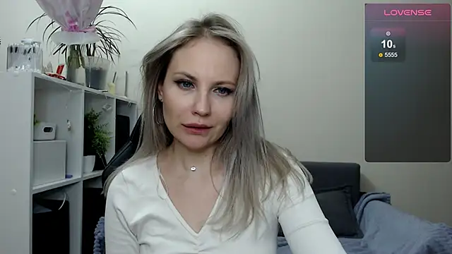 Sunny bunny6 online show from 03.11.25