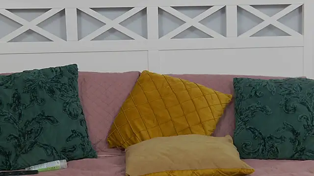 Snapshot of BarbaraHaze chatting on 01.13.25 BarbaraHaze online show from 01.13.25