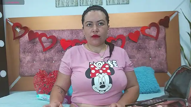 vennuss 89 online show from 02.18.25