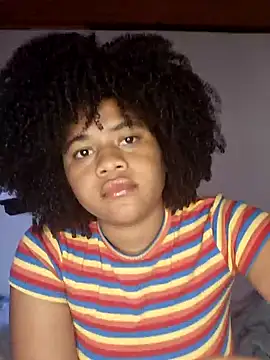 Snapshot of DANIELA_MICHEL chatting on 02.03.25 DANIELA MICHEL online show from 02.03.25