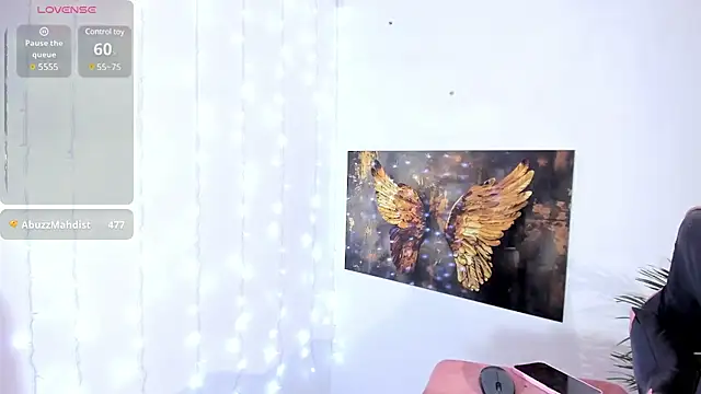 vioolettss online show from 01.30.25