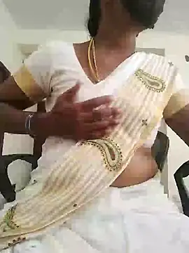 Snapshot of Preethytamilsexy chatting on 01.18.25 Preethytamilsexy online show from 01.18.25