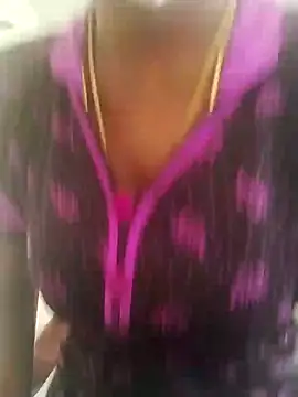 Snapshot of Preethytamilsexy chatting on 02.16.25 Preethytamilsexy online show from 02.16.25