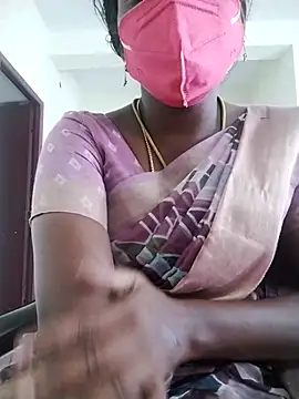 Snapshot of Preethytamilsexy chatting on 10.15.25 Preethytamilsexy online show from 10.15.25