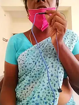 Snapshot of Preethytamilsexy chatting on 11.30.25 Preethytamilsexy online show from 11.30.25