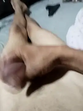 uelytom online show from 04.17.26