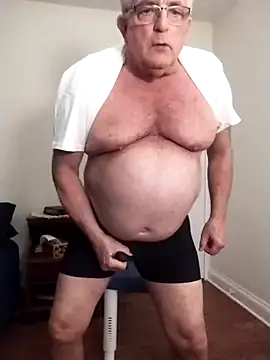 Snapshot of Shoreguy69 chatting on 02.13.26 Shoreguy69 online show from 02.13.26