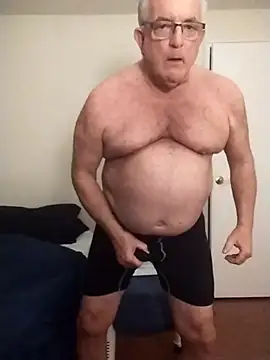 Snapshot of Shoreguy69 chatting on 02.18.26 Shoreguy69 online show from 02.18.26