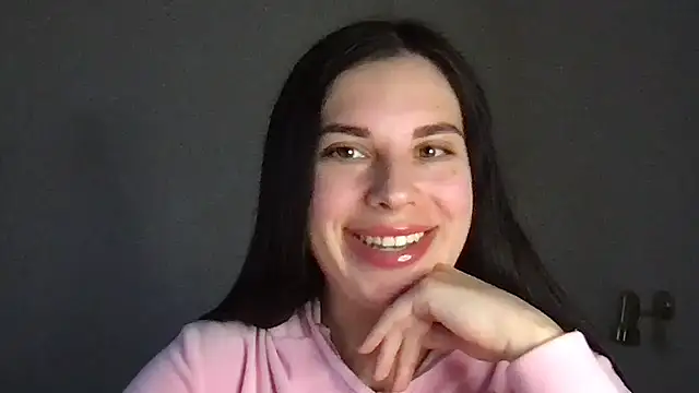 Snapshot of MoonriseGoddess chatting on 03.17.26 MoonriseGoddess online show from 03.17.26
