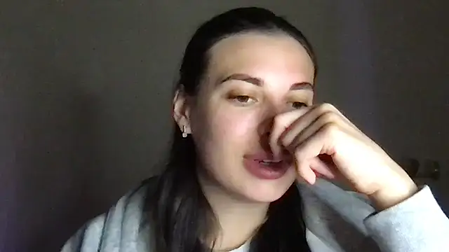 Snapshot of MoonriseGoddess chatting on 04.15.26 MoonriseGoddess online show from 04.15.26