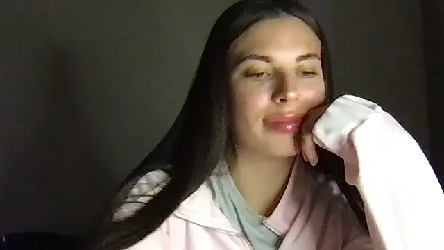 Snapshot of MoonriseGoddess chatting on 04.25.26 MoonriseGoddess online show from 04.25.26