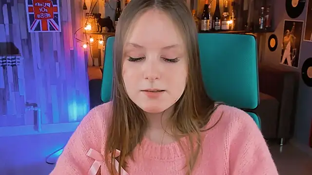 VivienLeeigh online show from 01.22.25