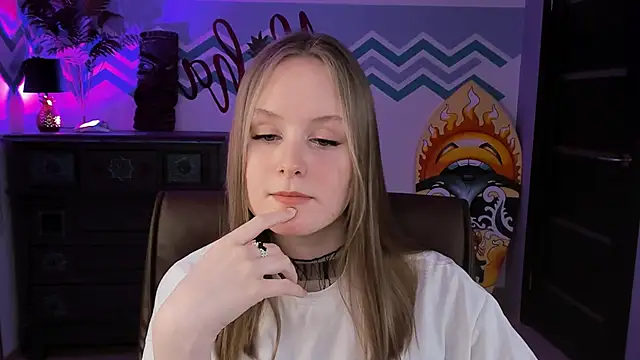 VivienLeeigh online show from 03.02.25