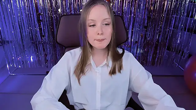 VivienLeeigh online show from 03.17.25