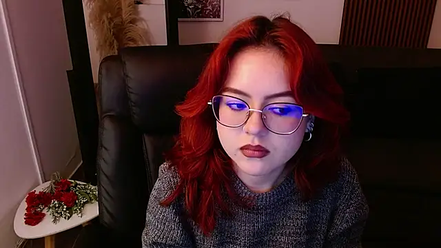 Snapshot of crimson_tati_ chatting on 02.25.25 crimson tati online show from 02.25.25