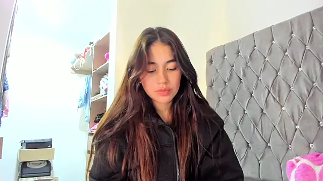 Snapshot of AriaMontgomery chatting on 01.11.25 AriaMontgomery online show from 01.11.25