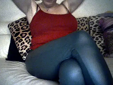 Snapshot of sexylady1983 chatting on 01.12.25 sexylady1983 online show from 01.12.25