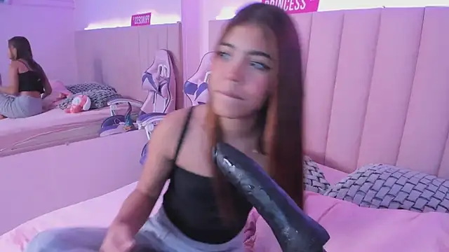 KellyOlsenbe online show from 03.11.25