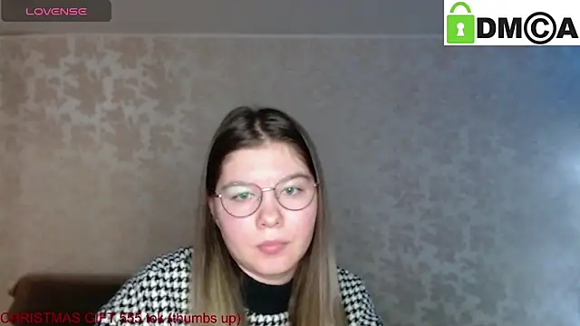 Snapshot of holy_michela chatting on 12.26.24 holy michela online show from 12.26.24