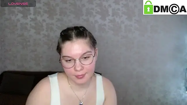 Snapshot of holy_michela chatting on 01.07.25 holy michela online show from 01.07.25