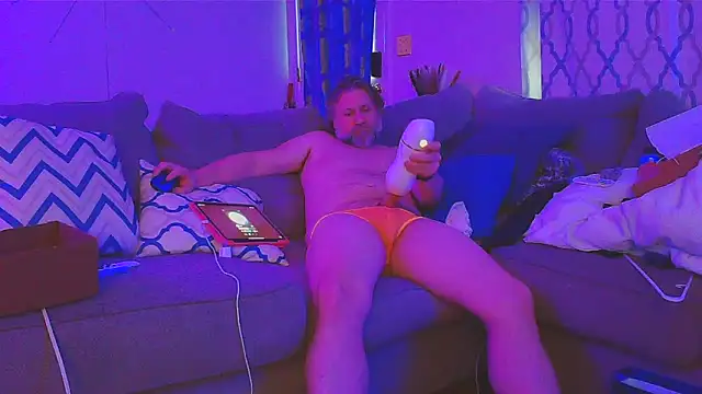 Snapshot of onlym4m chatting on 02.13.25 onlym4m online show from 02.13.25