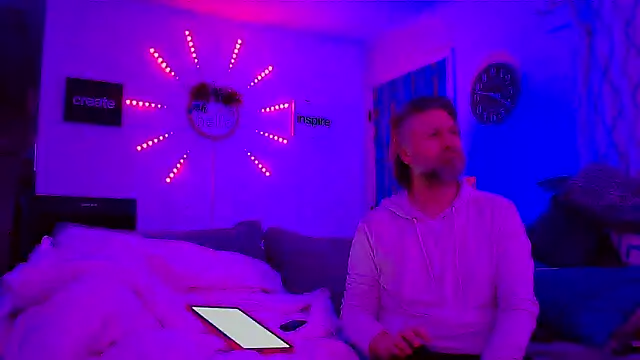 Snapshot of onlym4m chatting on 02.16.25 onlym4m online show from 02.16.25