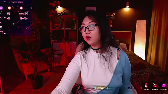 Snapshot of Marine_Vact chatting on 03.12.25 Marine Vact online show from 03.12.25