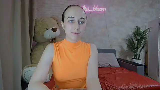 Anika bloom online show from 03.10.25