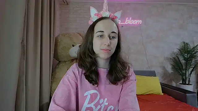 Anika bloom online show from 03.15.25